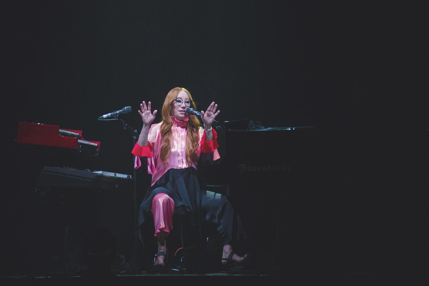 Tori Amos podczas koncertu w katowickim Spodku