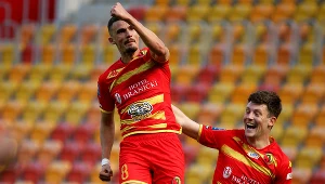 Tak gra przyszły król strzelców. Popis Hiszpana, rewelacja sezonu rozbita