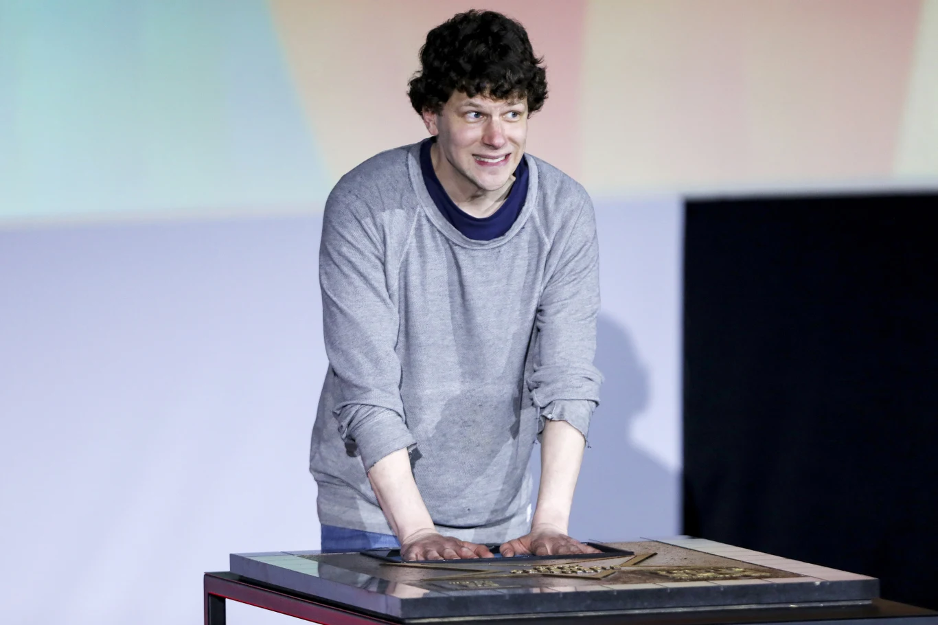 Jesse Eisenberg na Międzynarodowym Festiwalu MasterCard OffCamera Jesse Eisenberg na Międzynarodowym Festiwalu MasterCard OffCamera