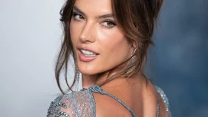 42-letnia Alessandra Ambrosio zachwyca obłędną figurą. Pokazała gorące zdjęcia