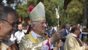 Biskup Andrzej Dziuba