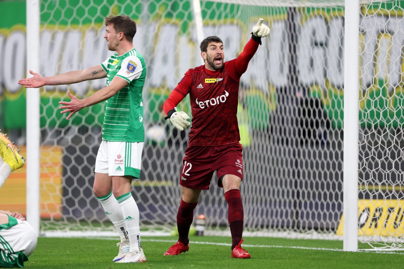 Dusan Kuciak i Mario Maloca zostali przywróceni do drużyny Lechii Gdańsk Dusan Kuciak i Mario Maloca zostali przywróceni do drużyny Lechii Gdańsk