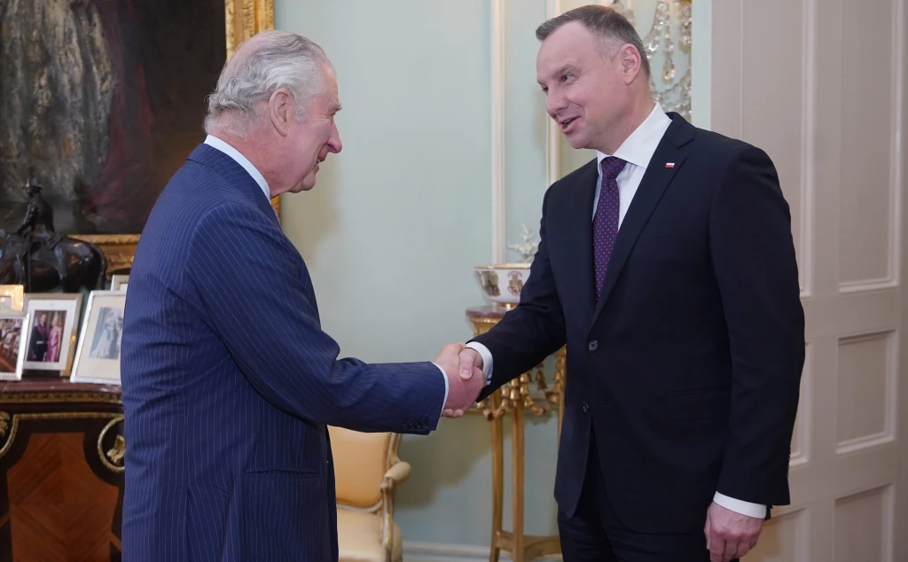 Andrzej Duda wraz z małżonką podjął decyzję w sprawie koronacji