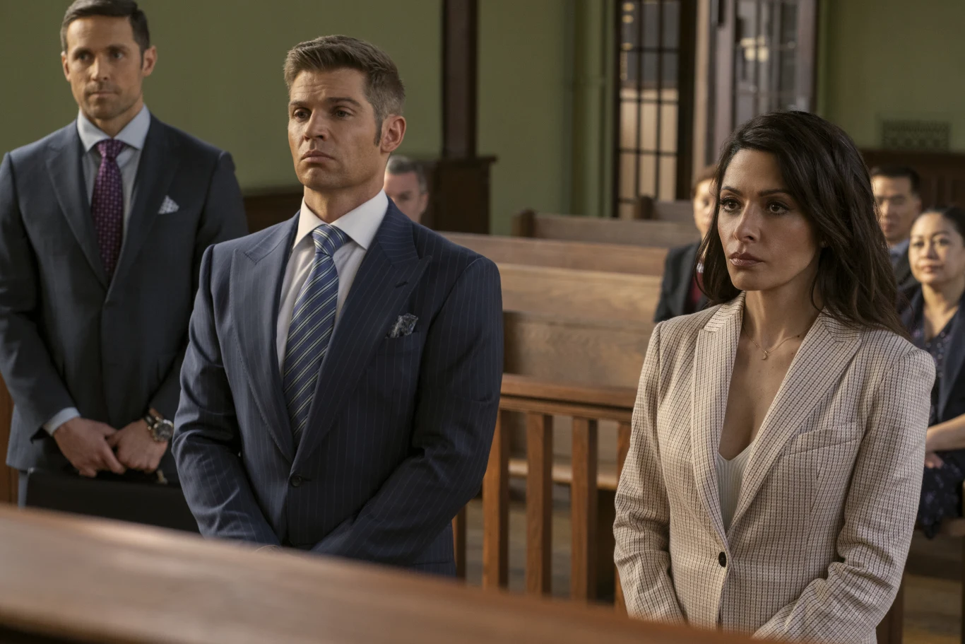 Dylan Bruce, Mike Vogel, Sarah Shahi na planie "Sex/Life"