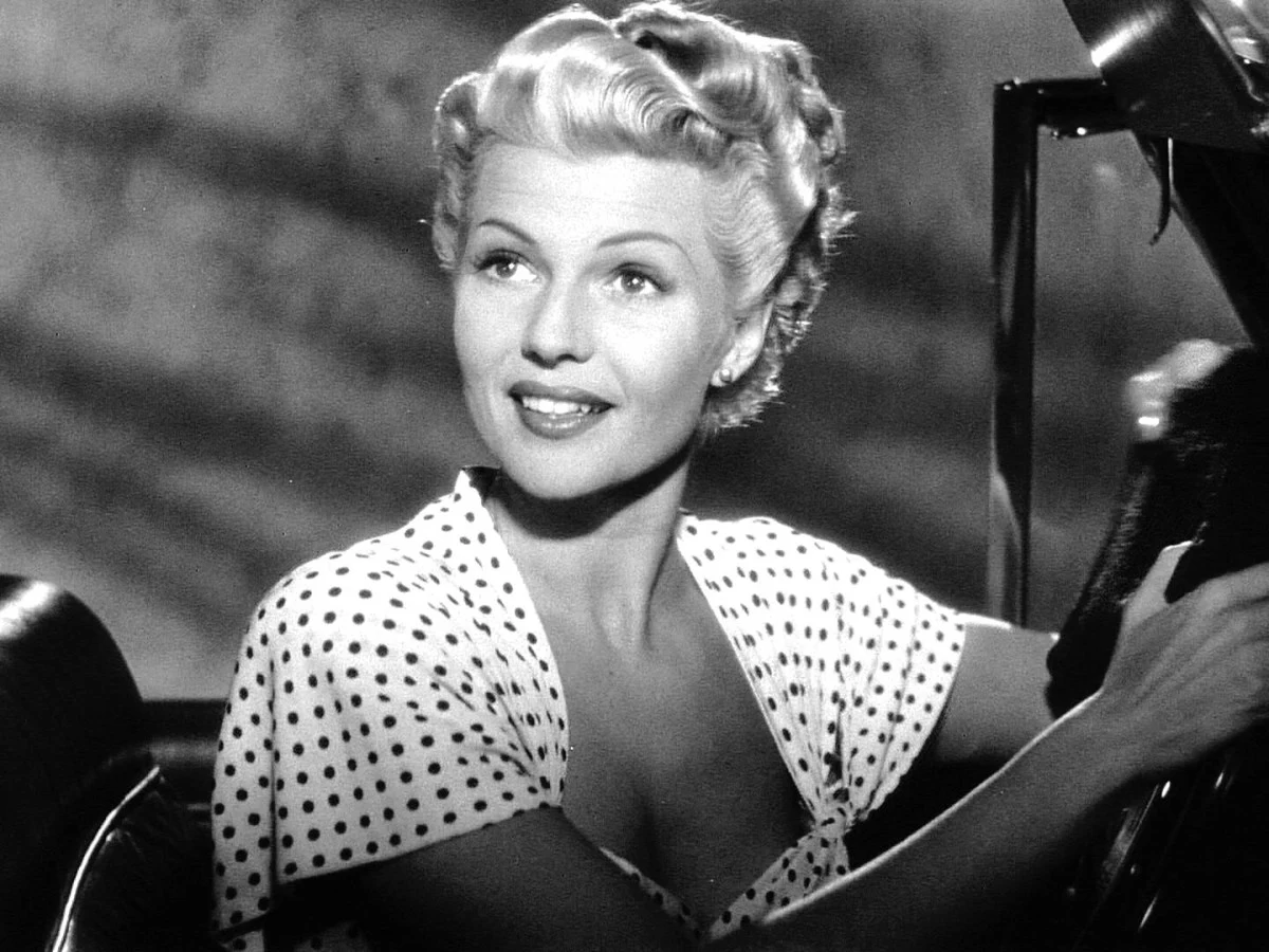 Rita Hayworth w filmie Dama z Szanghaju 