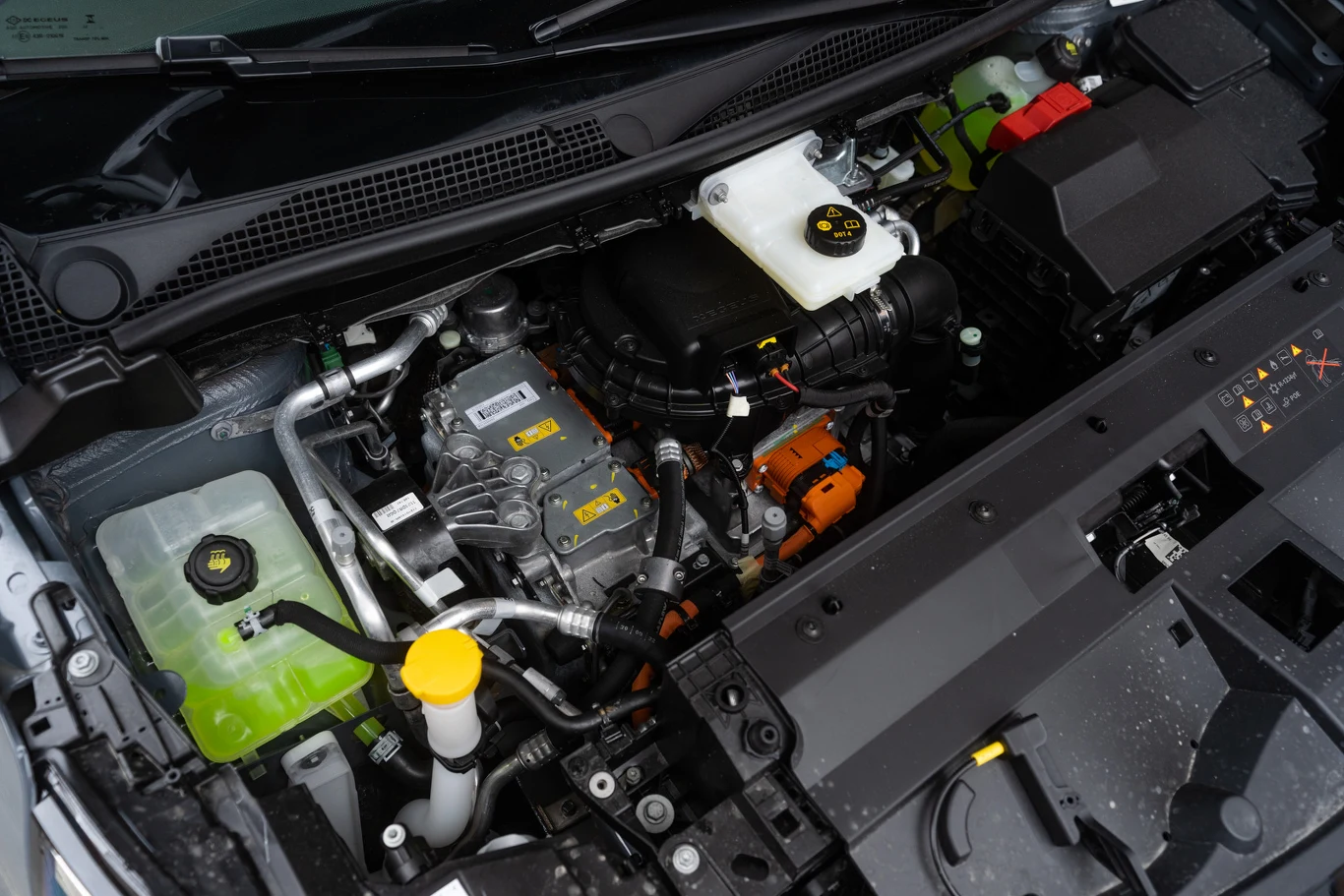 Nissan Townstar EV Van L1