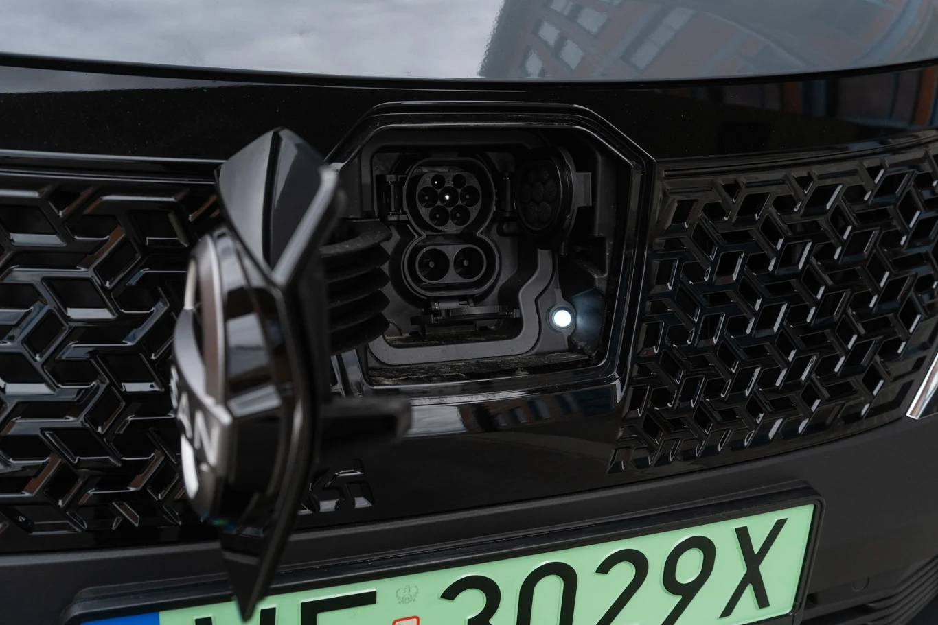 Nissan Townstar EV Van L1