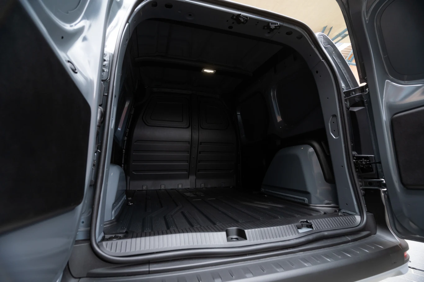 Nissan Townstar EV Van L1