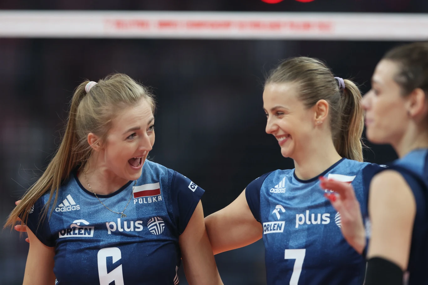Monika Gałkowska druga z lewej, obok Kamila Witkowska Monika Gałkowska druga z lewej, obok Kamila Witkowska