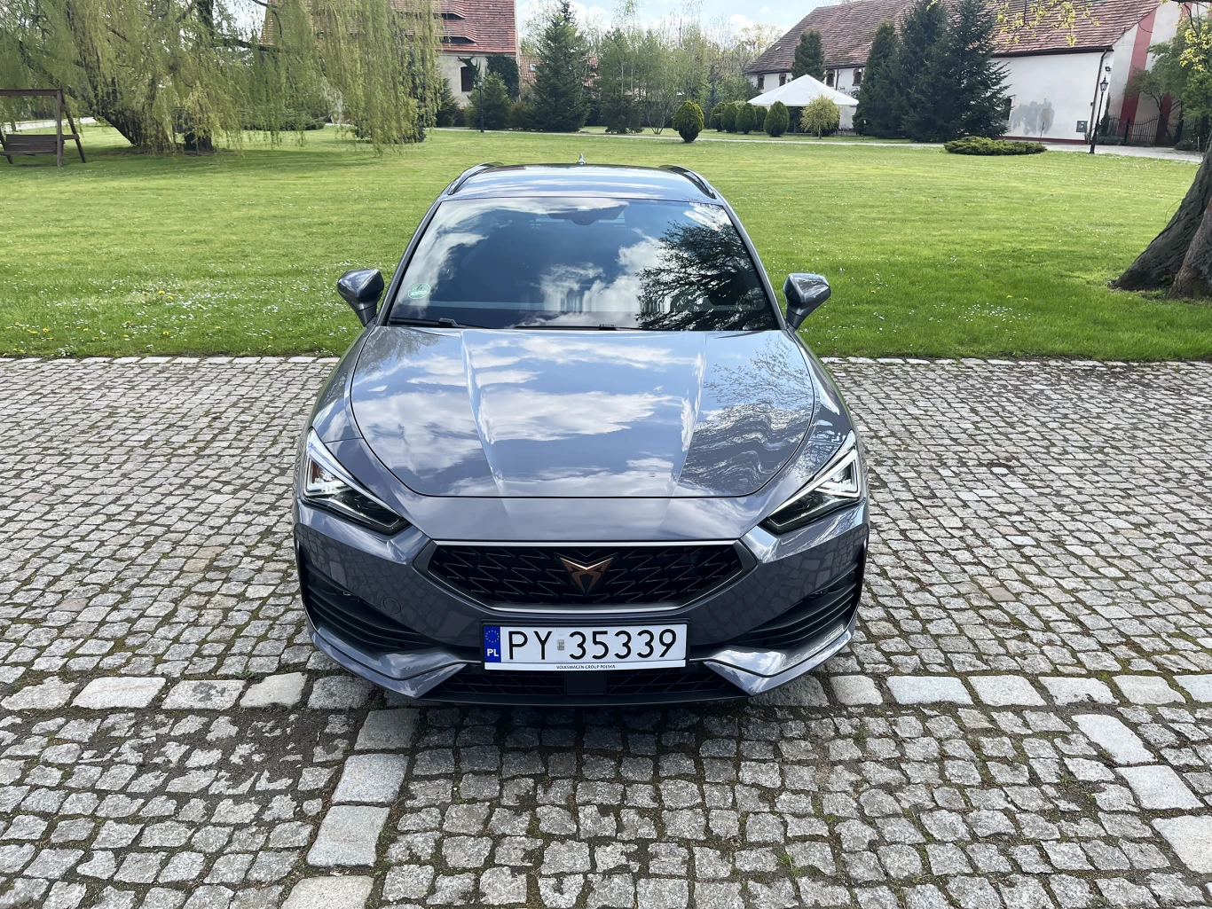 Cupra Leon Sportstourer 2.0 TSI 190 KM Cupra Leon Sportstourer 2.0 TSI 190 KM