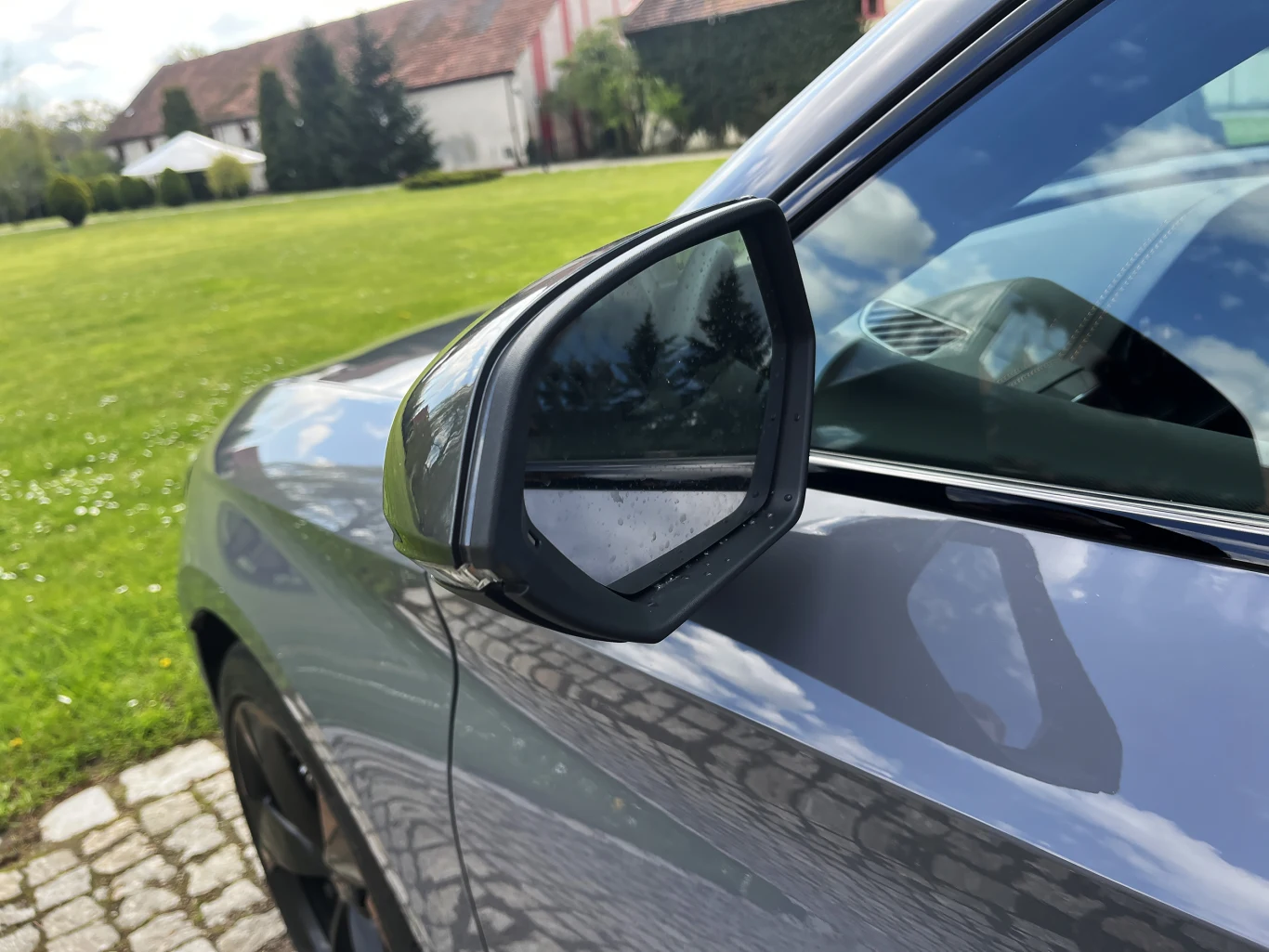 Cupra Leon Sportstourer 2.0 TSI 190 KM Cupra Leon Sportstourer 2.0 TSI 190 KM