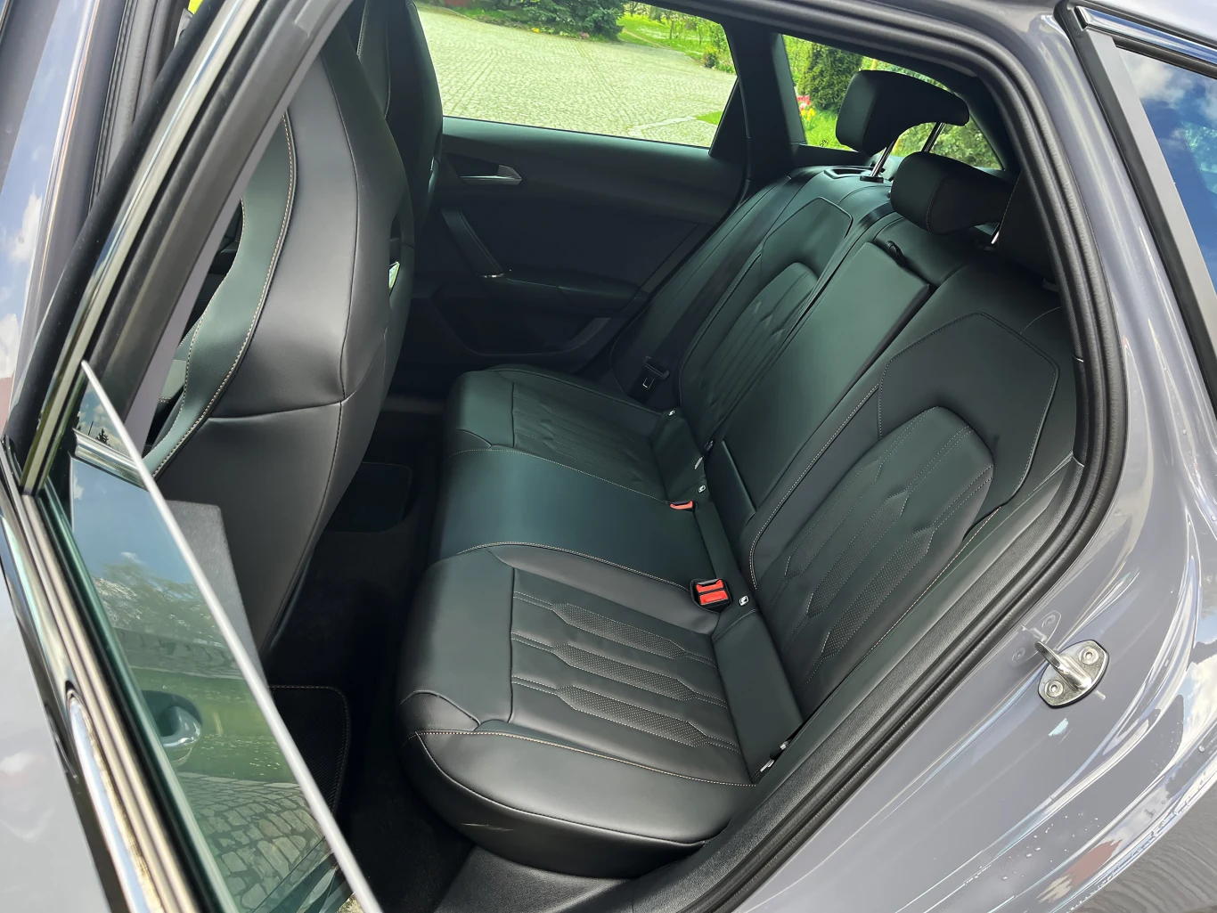 Cupra Leon Sportstourer 2.0 TSI 190 KM Cupra Leon Sportstourer 2.0 TSI 190 KM