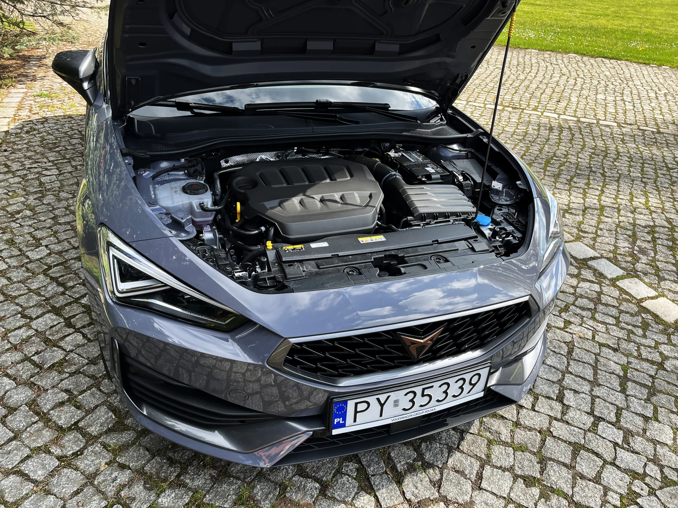 Cupra Leon Sportstourer 2.0 TSI 190 KM Cupra Leon Sportstourer 2.0 TSI 190 KM