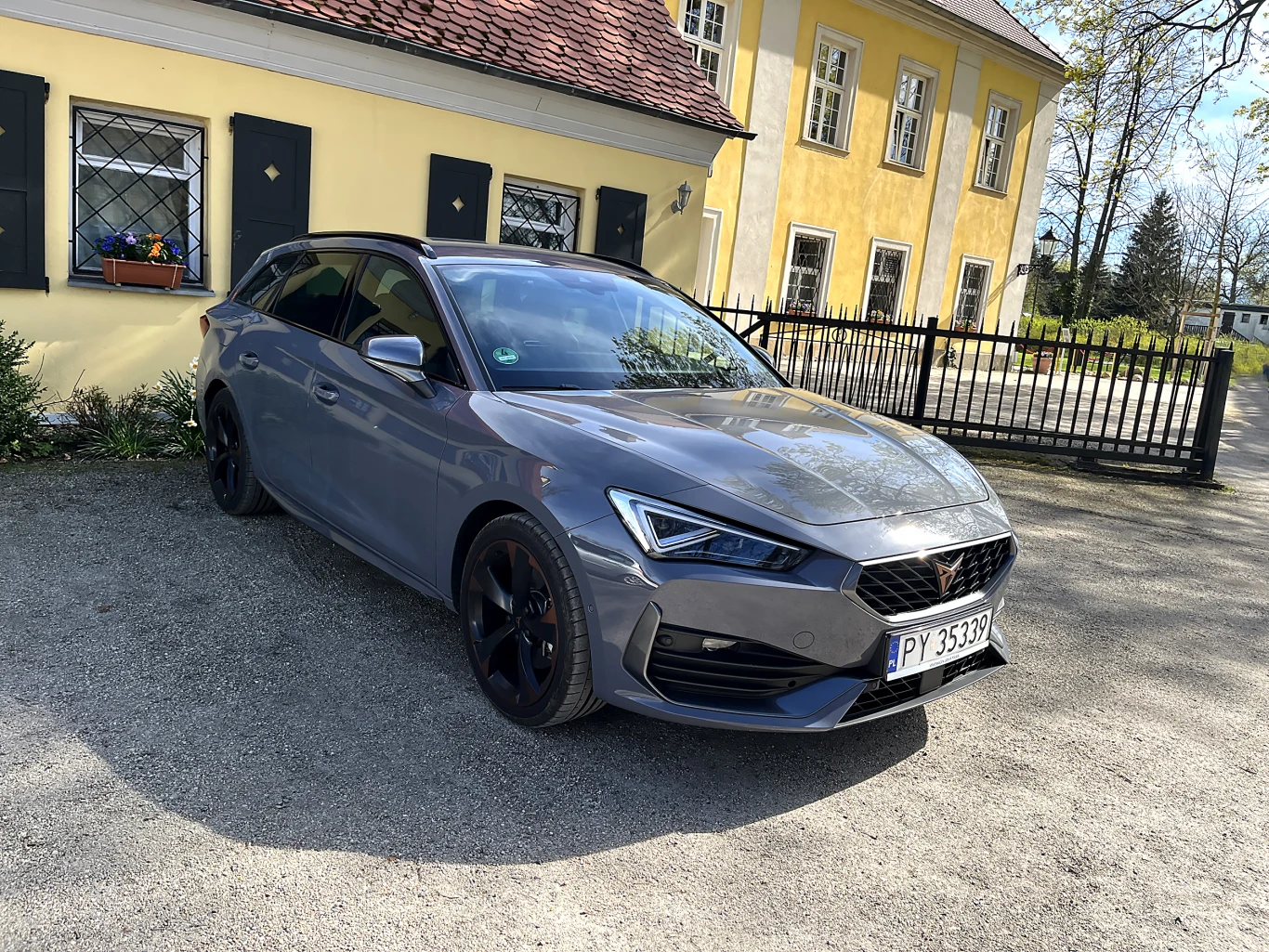 Cupra Leon Sportstourer 2.0 TSI 190 KM Cupra Leon Sportstourer 2.0 TSI 190 KM