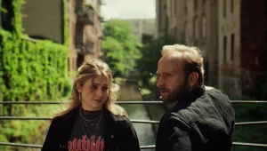 Sonia Szyc i Borys Szyc w scenie z filmu "Miało cię nie być"