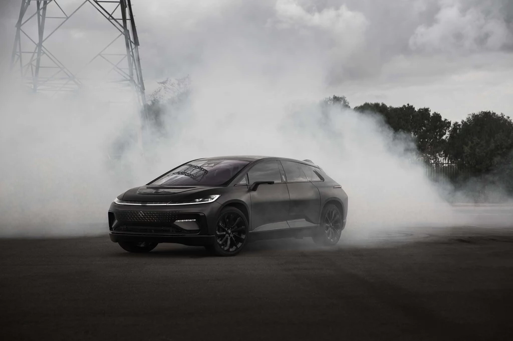 FF 91 ma być konkurencją dla Tesli. W pierwszych dniach po otwarci sprzedaży swój model zamówiło ponad 64 tys. osób.