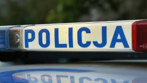 Ojciec i córka znalezieni martwi w aucie, mieli rany kłute (zdjęcie ilustracyjne)