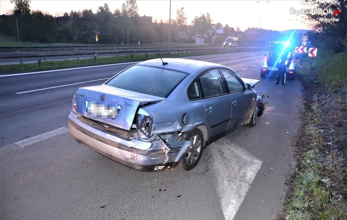 Kobieta wsiadła za kierownicę mimo że była pod wpływem alkoholu. Nie powstrzymało jej też pięć aktywnych zakazów prowadzenia.