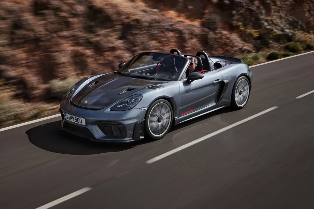 Porsche 718 Spyder RS 