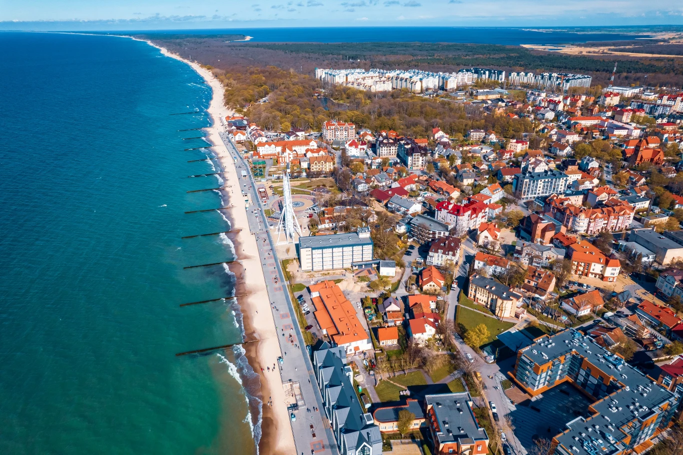 W obwodzie znajduje się wiele nadmorskich miejscowości, w tym kurort Zielenogradsk W obwodzie znajduje się wiele nadmorskich miejscowości, w tym kurort Zielenogradsk