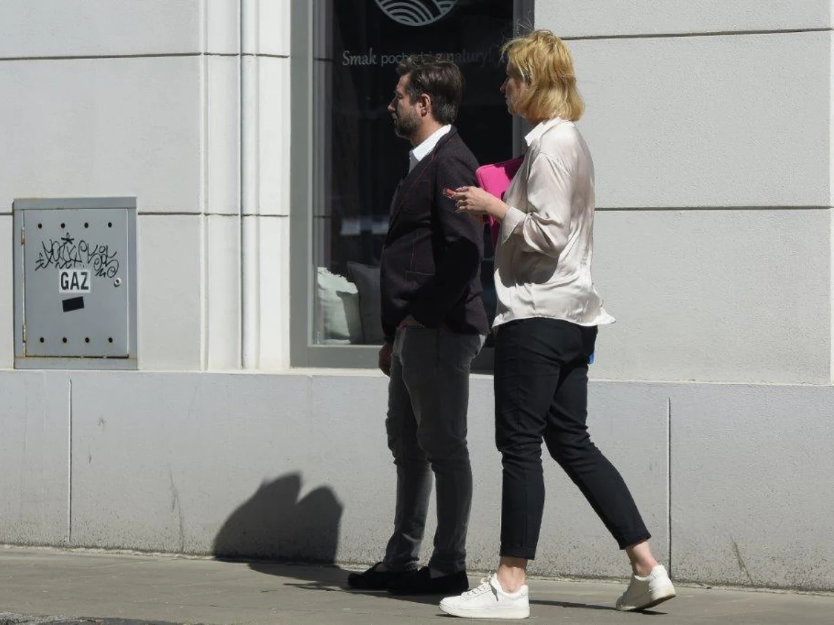 Ekipa programu "Nasz Nowy Dom" idzie na spotkanie z Elżbietą Romanowską Ekipa programu "Nasz Nowy Dom" idzie na spotkanie z Elżbietą Romanowską