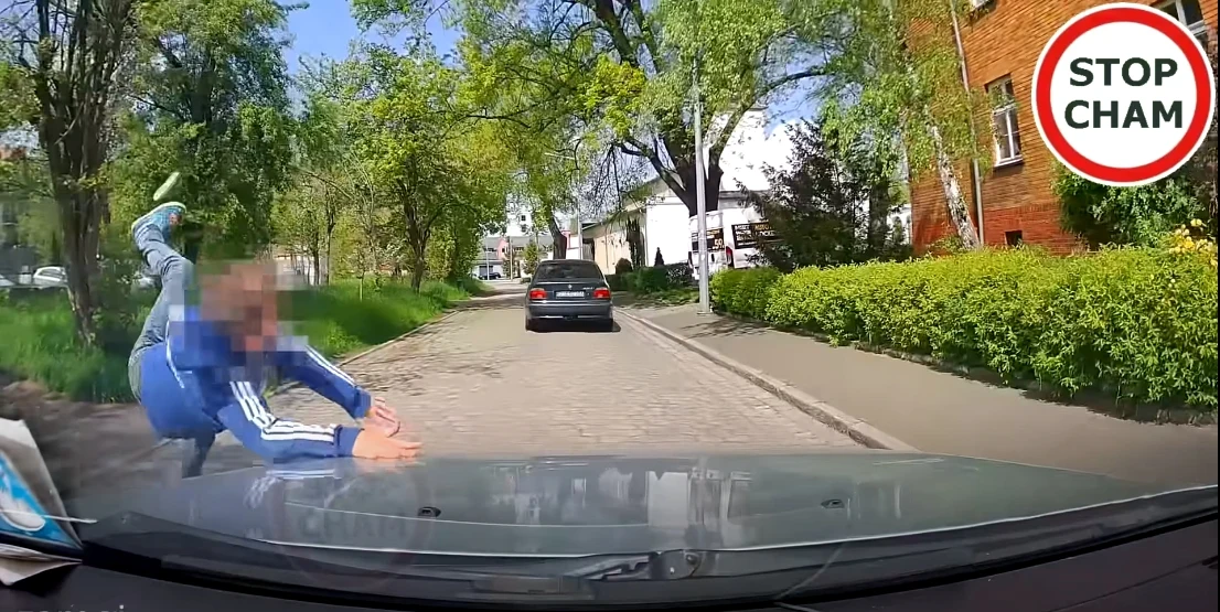 Potrącony 8-latek może mówić o dużym szczęściu. Potrącony 8-latek może mówić o dużym szczęściu.