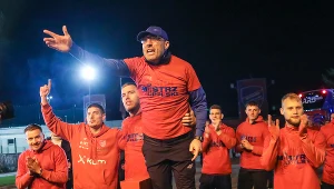 Trener Marek Papszun na pierwszym planie