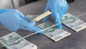 Pieniądze można wymienić w kasie banku