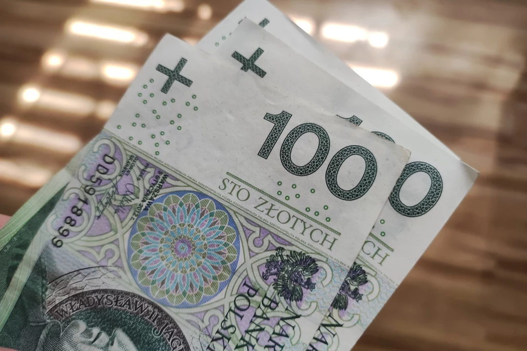 Niektóre z banknotów mogą nie nadawać się do opłacania kolejnych transakcji