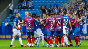 Lech podjął decyzję o szpalerze. Hit z Rakowem już w niedzielę