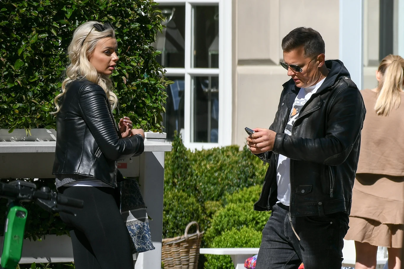 Para wybrała się na obiad w modnym wśród Warszawiaków miejscu