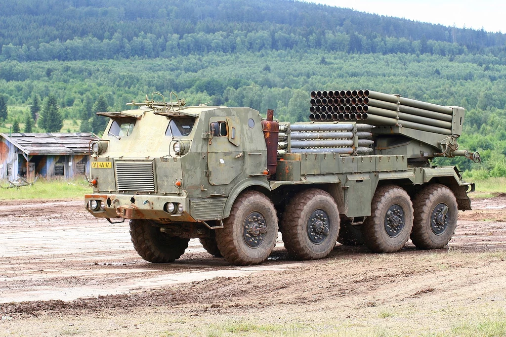 RM-70 to samobieżna artyleria rakietowa produkowana od 1972 roku. Stanowi cięższą modyfikację radzieckiej wyrzutni BM-21 Grad, zapewniając potężniejszy ostrzał obszarowy