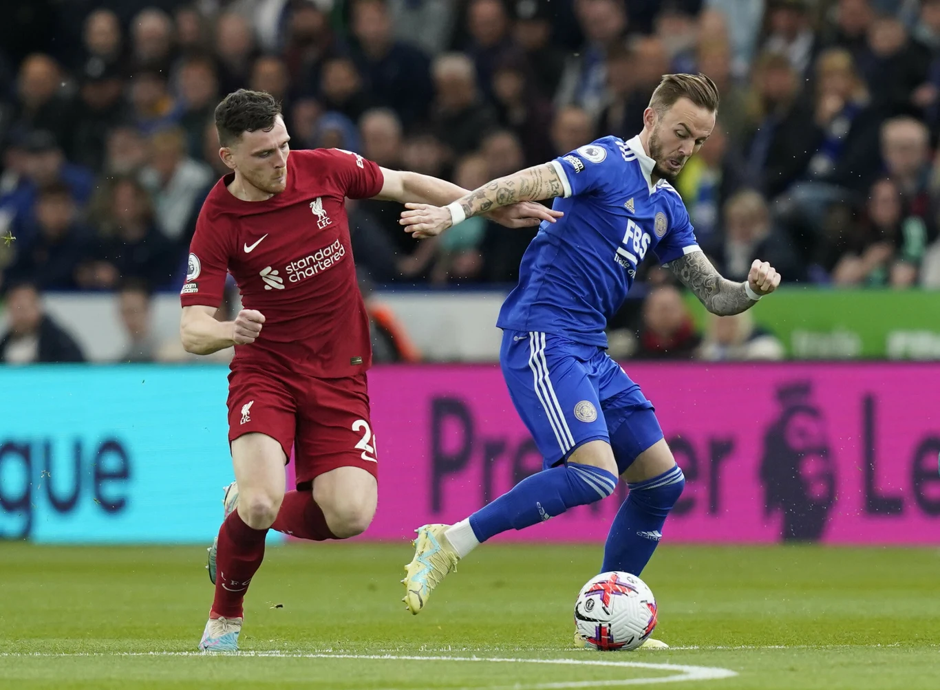 Andrew Robertson i James Maddison