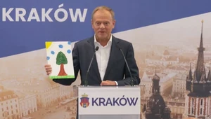 Waloryzacja 500+. Donald Tusk zapowiada złożenie projektu