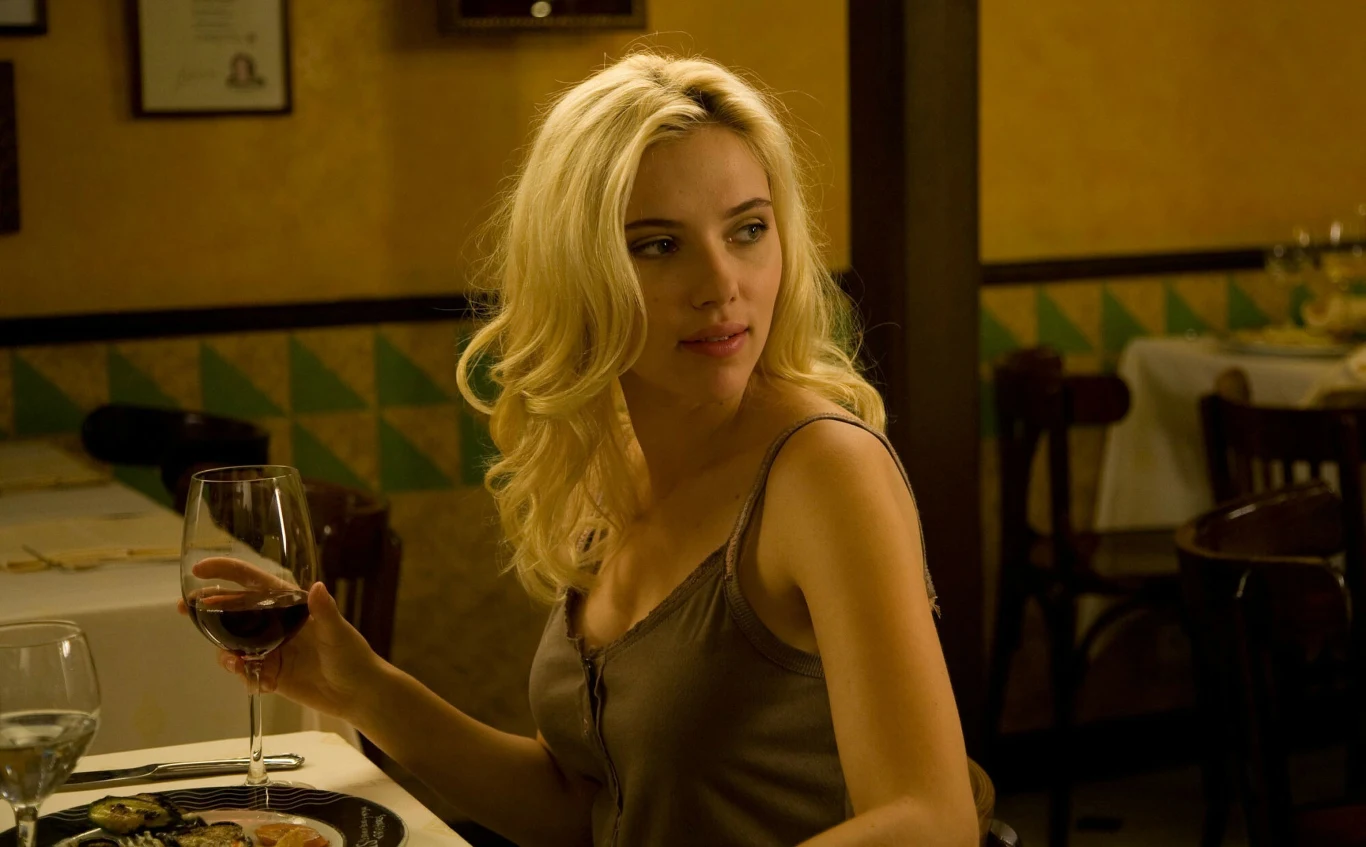 Scarlett Johannson jako Cristina