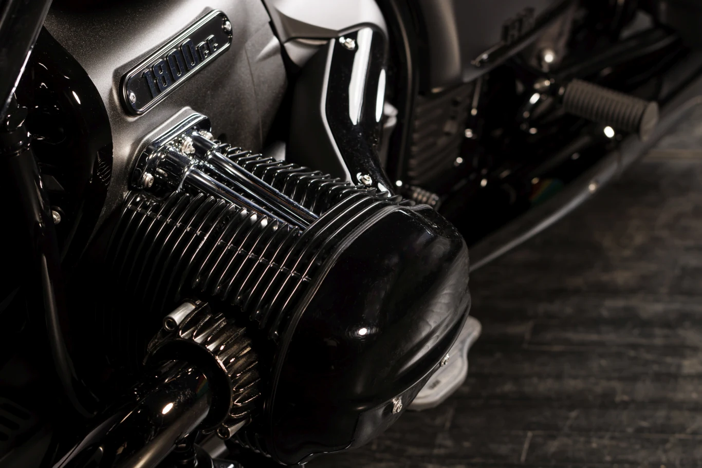 BMW R18 Roctane