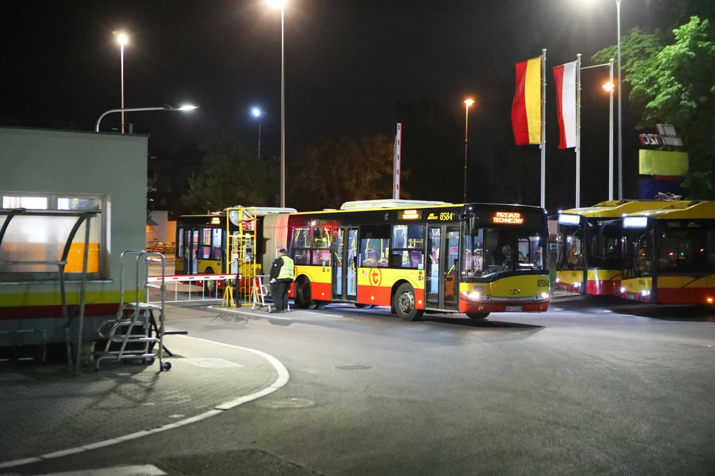 Kontrolerzy biletów swoją pracę wykonują również nocą