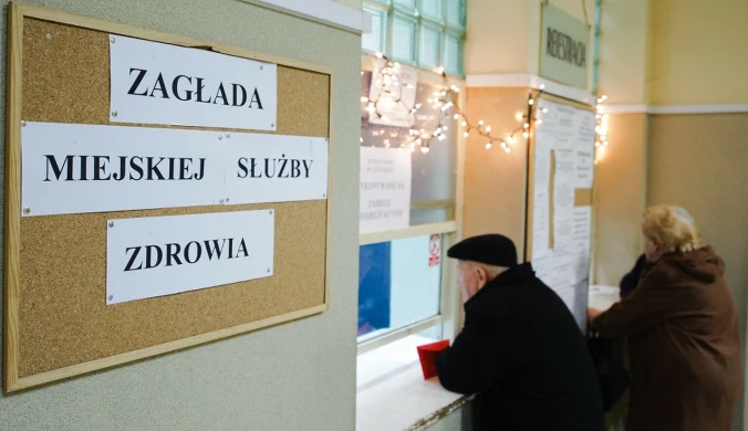 Mimo dużej liczby szpitali na terenie całego kraju, dostęp do lekarzy w większości miast jest utrudniony