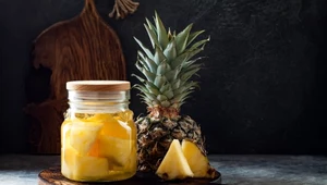 Woda ananasowa: Pobudza leniwe jelita do pracy i przyspiesza zdrowe odchudzanie