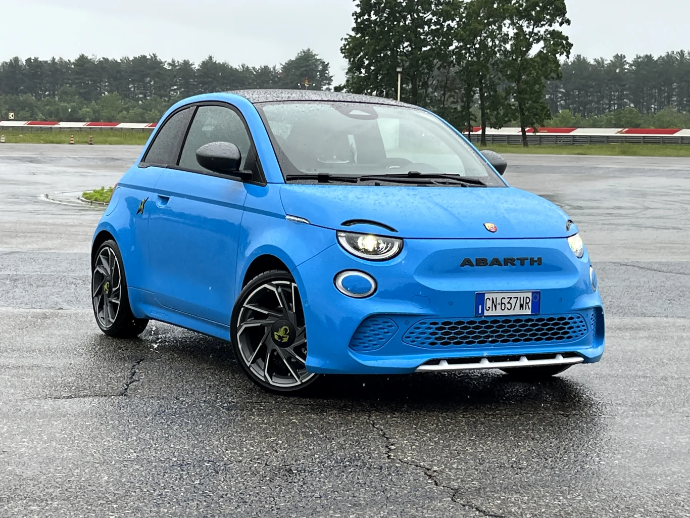 Abarth 500e 