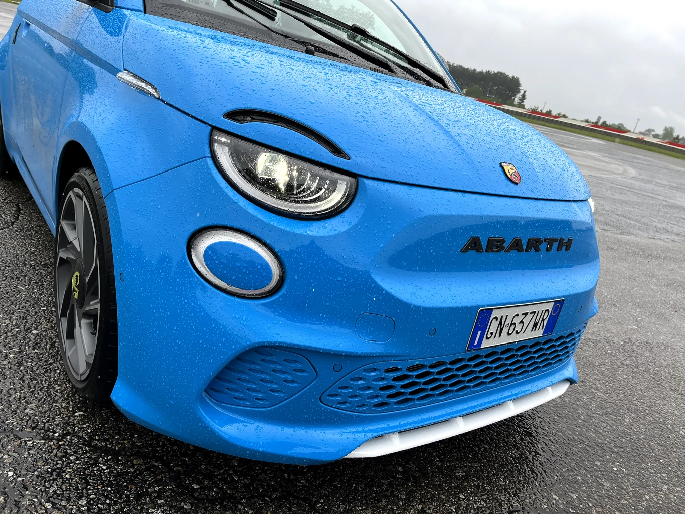 Abarth 500e 