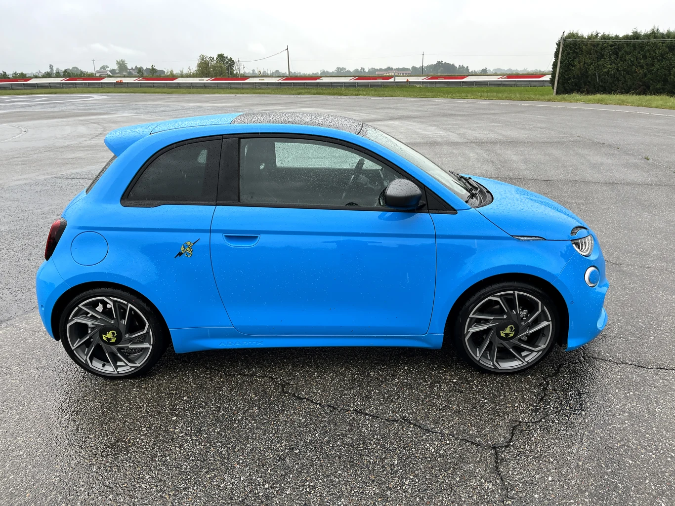 Abarth 500e 