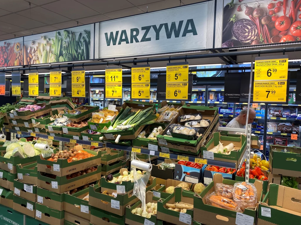 Biedronka ostrzegała, klienci nie przestali. Nie odstraszyła nawet policja