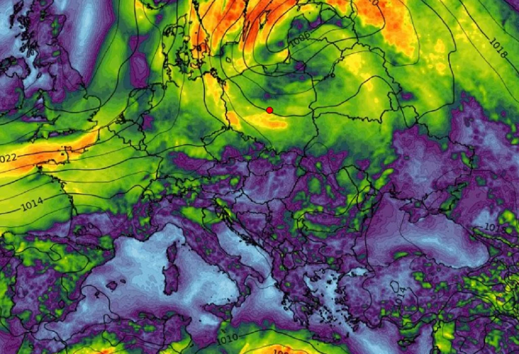 Pogoda w Polsce. Cyklon Dawid zmierza nad nasz kraj Pogoda w Polsce. Cyklon Dawid zmierza nad nasz kraj
