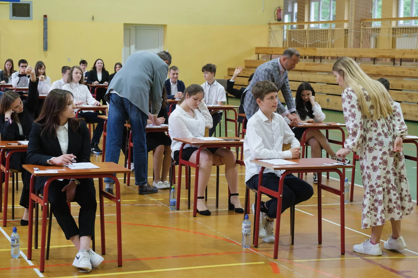 Pierwszy dzień egzaminu ósmoklasisty 2023 w Szkole Podstawowej 12 w Szczecinie; fot. Dariusz Gorajski Pierwszy dzień egzaminu ósmoklasisty 2023 w Szkole Podstawowej 12 w Szczecinie; fot. Dariusz Gorajski