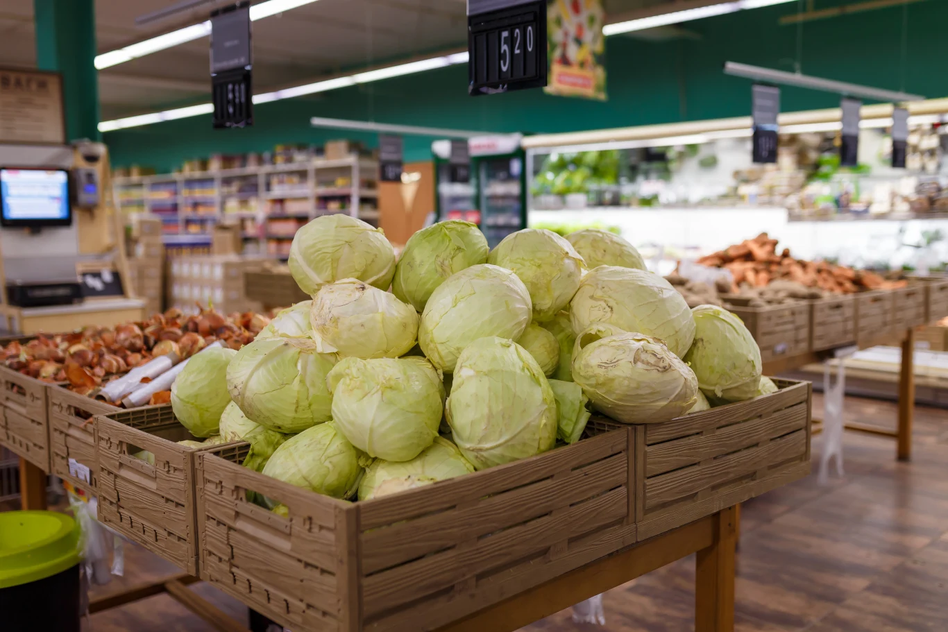 Zdecydowana większość marketów umożliwia klientom kupienie połowy kapusty, zamiast całej