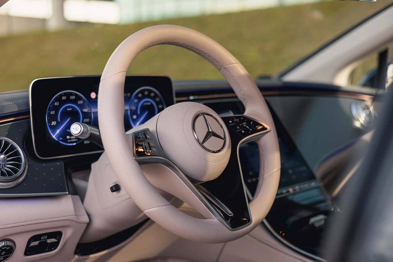 Mercedes EQS 450+