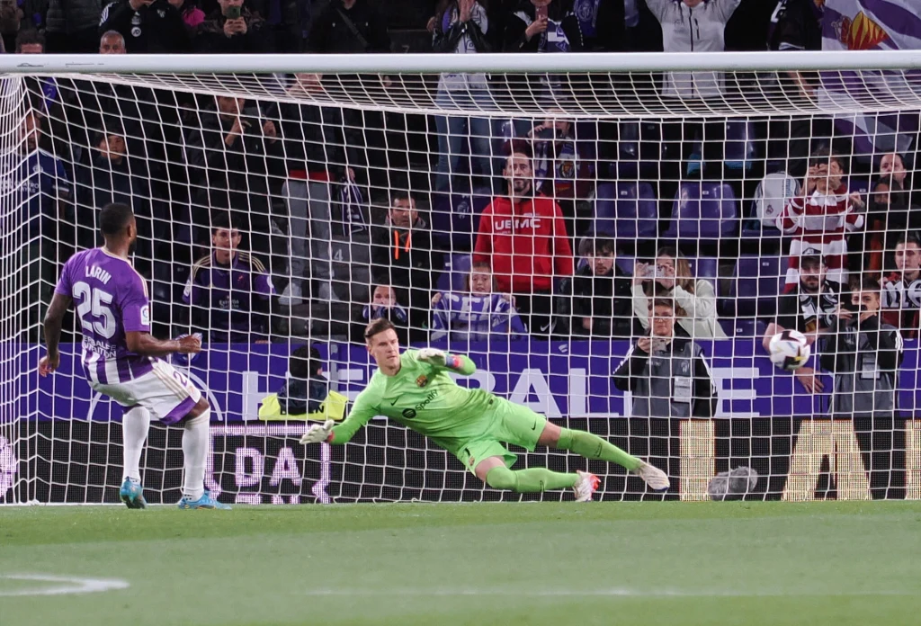 Marc-Andre Ter Stegen pokonany z rzutu karnego. Wielka Barcelona przegrywała w 20. minucie już 0:2