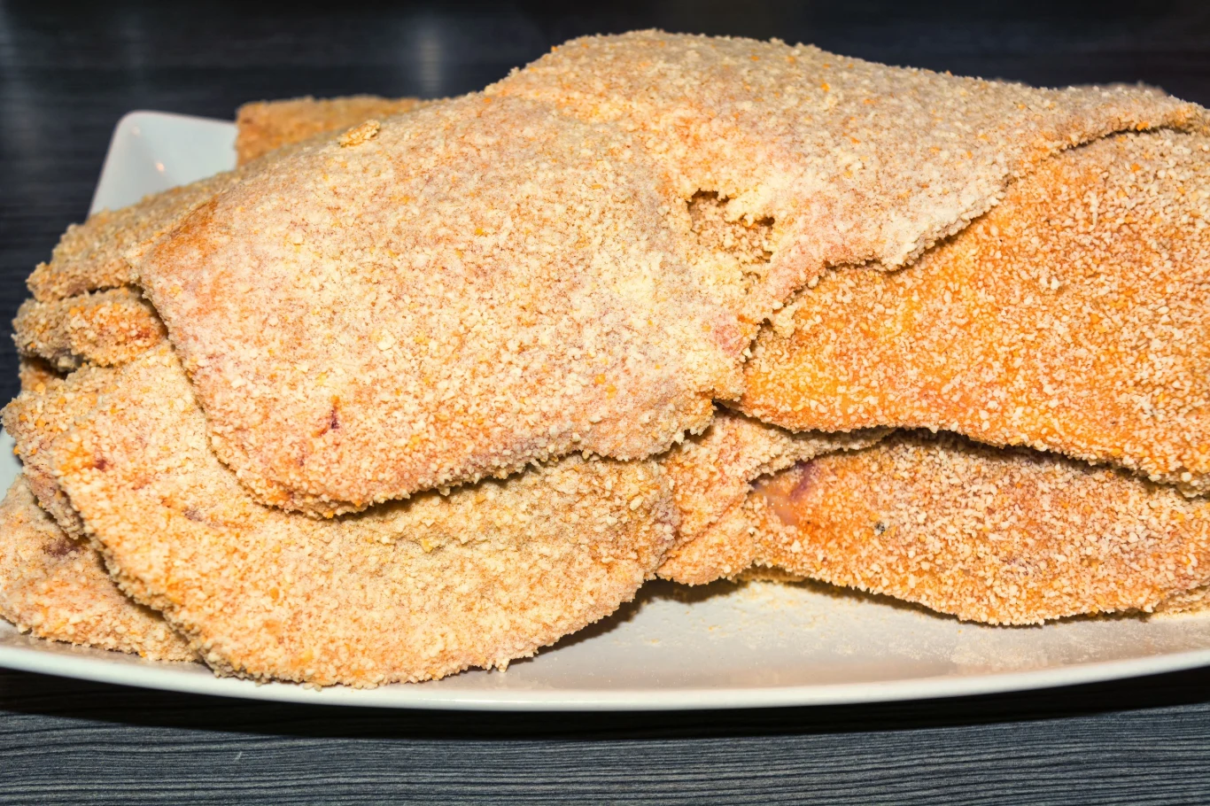 Zanim zapanierujesz kotlety, koniecznie namocz je w mleku Zanim zapanierujesz kotlety, koniecznie namocz je w mleku