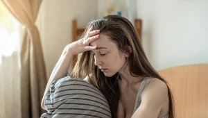 Zastanawiasz się, dlaczego nie możesz spać w nocy? Wymieniamy najczęstsze przyczyny bezsenności